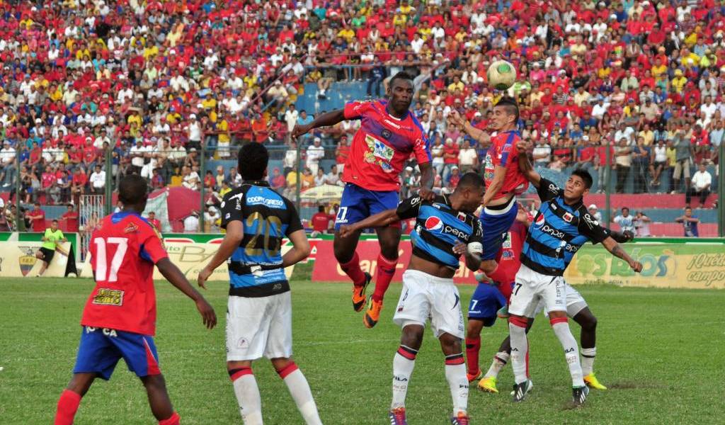 ¿Qué tiene pasar para que los clubes ecuatorianos jueguen torneos internacionales?