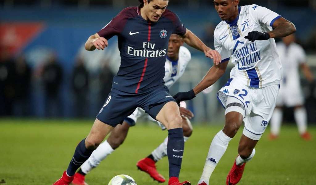 Cavani se convierte en máximo goleador del PSG francés