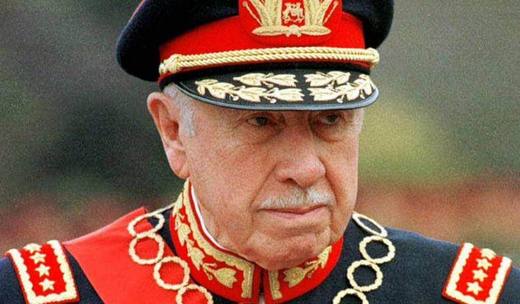 Chile: justicia ordena restituir $4,8 millones a familia de Pinochet