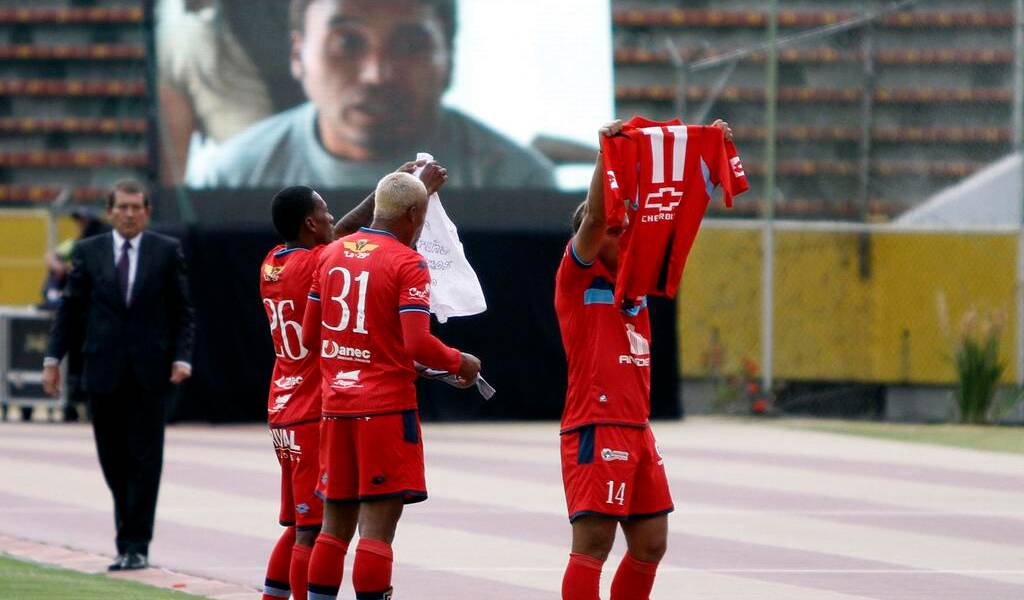 Una semana del adiós del Chucho Benítez