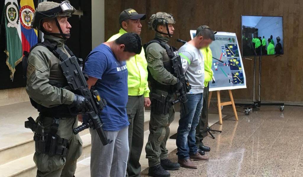 Detienen a 2 ecuatorianos buscados por narcotráfico en EEUU en Colombia