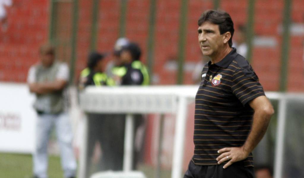 Gustavo Costas renuncia como DT de Barcelona Sporting Club