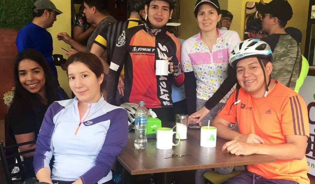 300 ciclistas en la primera ciclorruta gastronómica en Guayaquil