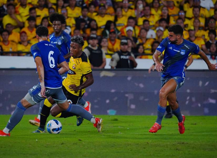 Emelec recibe a Barcelona SC por la Explosión Azul en el estadio George Capwell.
