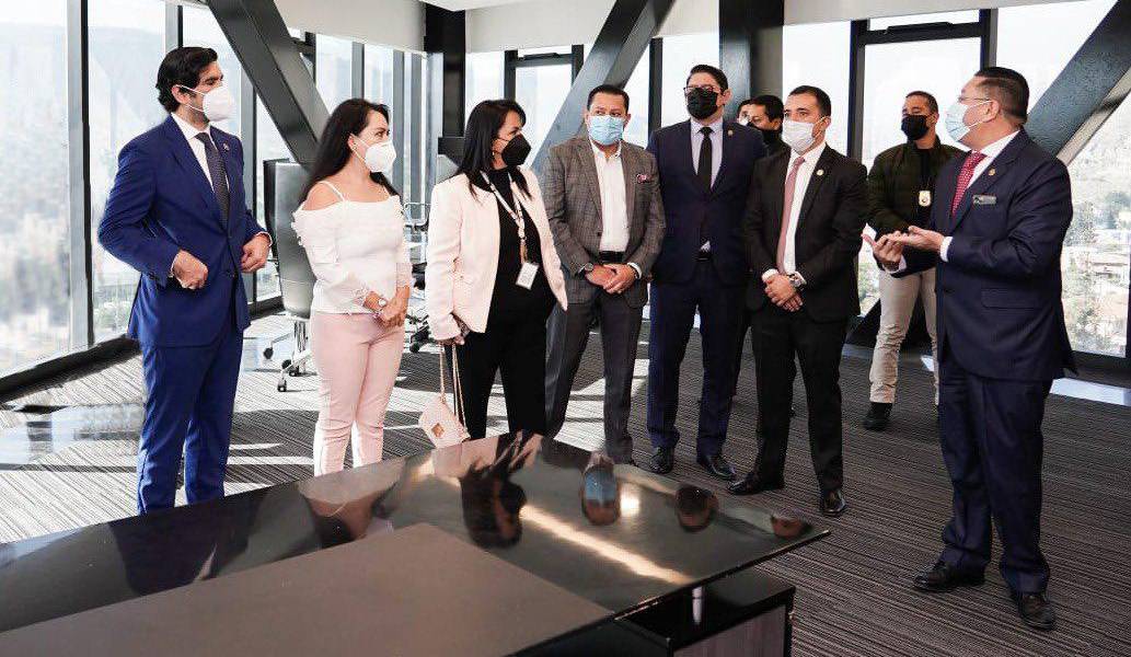 Al menos tres iniciativas irán a análisis para definir el futuro del edificio de la Unasur