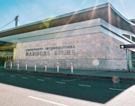 El aeropuerto de Tababela fue inaugurado el 20 de febrero de 2013.