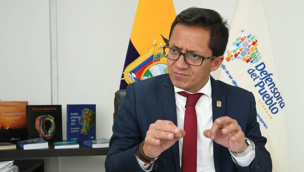 Prisión preventiva para Defensor Pueblo de Ecuador por presunto delito sexual