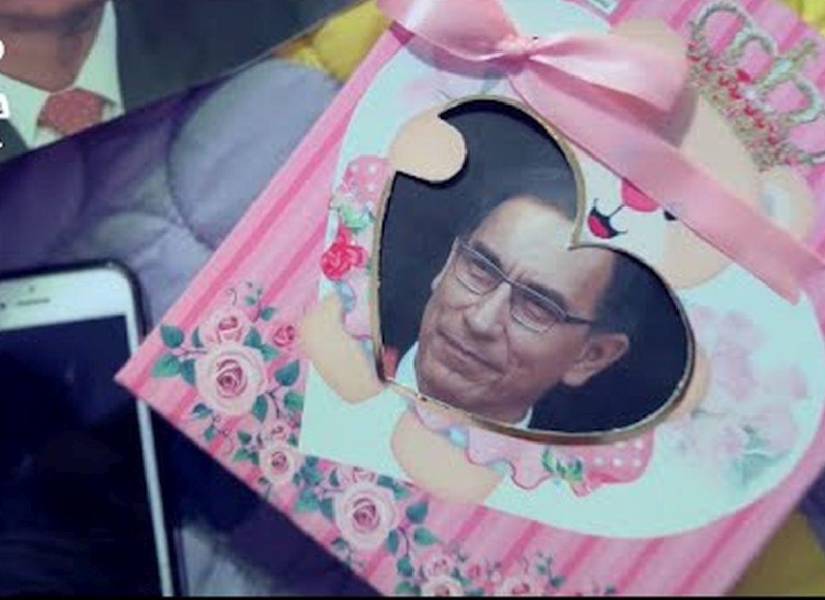 Imagen relacionada al videoclip de 'Mi bebito fiu fiu'.