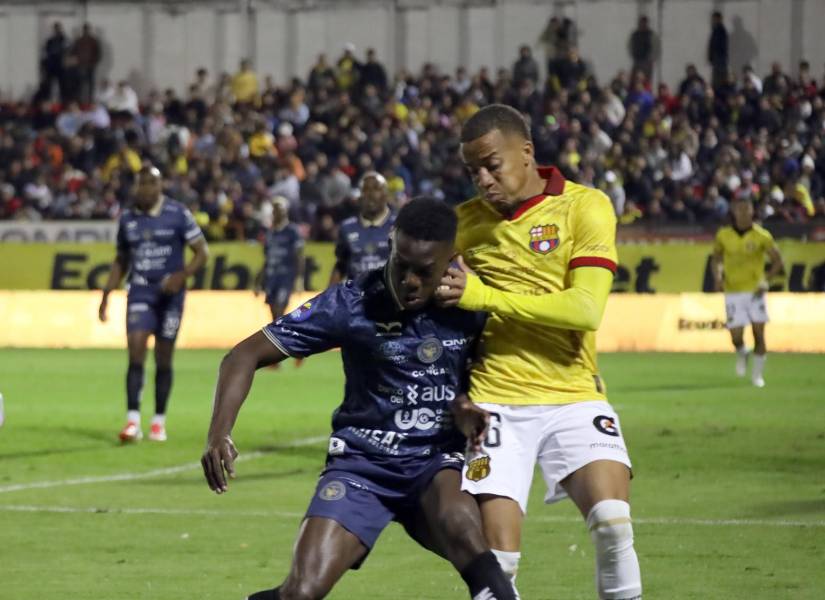 Byron Castillo firmó como jugador libre de Barcelona SC.