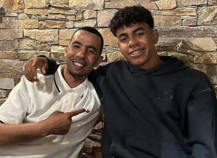 El padre de Lamine Yamal abandonó el hospital por recibir el alta médico.