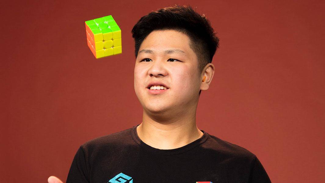 Video | Un joven con autismo rompió el récord mundial de cubo de Rubik en Estados Unidos