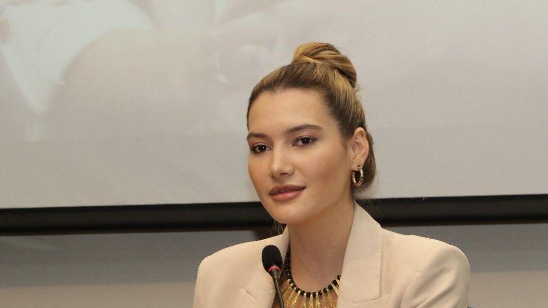 Sade Fritschi debe comparecer en el Pleno de la Asamblea por el caso Olón