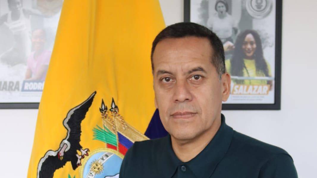 Viceministro del Deporte renuncia por amenazas de muerte