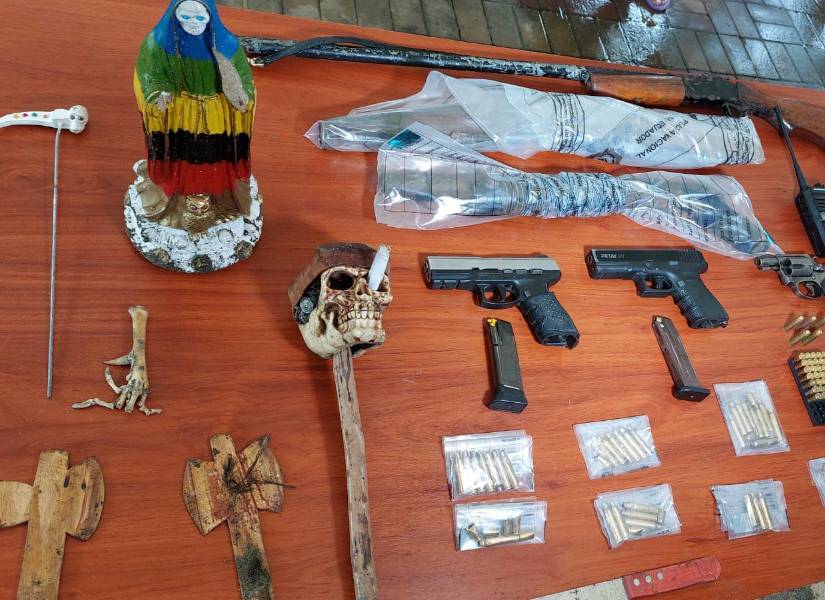 Parte de los indicios encontrados en Playas y Posorja.