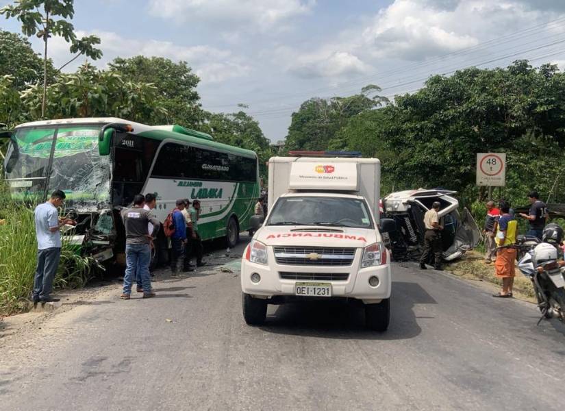 Las ambulancias del MSP atendieron a los pacientes heridos.