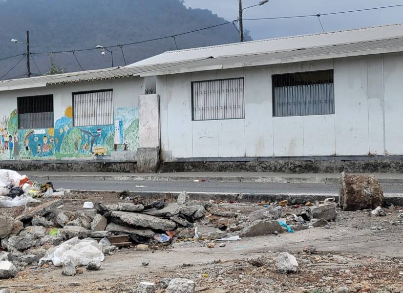 En el norte de Guayaquil, escuelas han estado bajo amenaza de violencia.