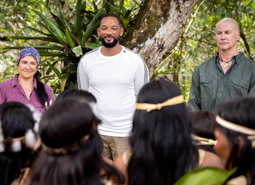 Carla Pérez, Will Smith y Bryan G. Fry en una reserva Waorani.