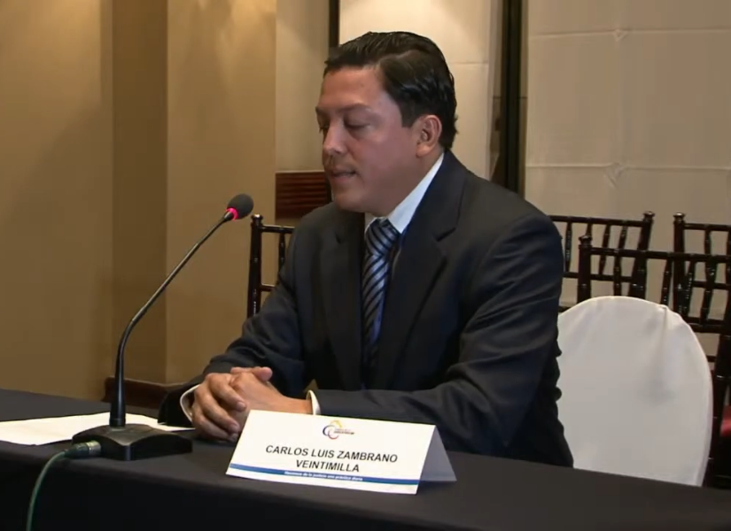 Foto de Carlos Luis Zambrano Veintimilla en una comparecencia en el Consejo de la Judicatura, en 2014.