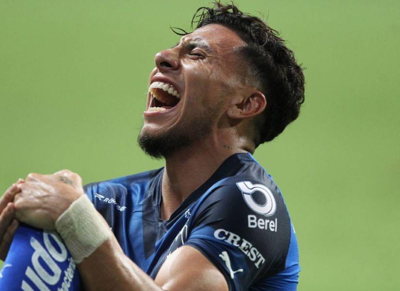 Joao Rojas volvió a romperse el ligamento cruzado cuando era jugador del Rayados de Monterrey.