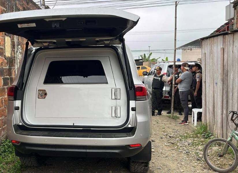 Imagen de uno de los carros blindados que fueron decomisados en El Empalme, Guayas.