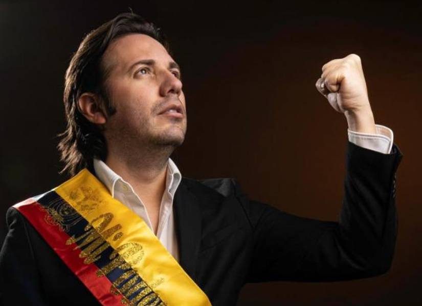 Víctor Aráuz en su comedia Víctor Presidente.