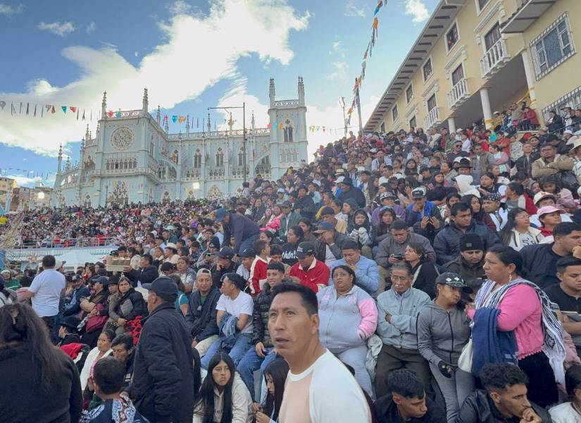 Cerca de 20 000 devotos acudieron al santuario de El Cisne, el 14 de agosto.