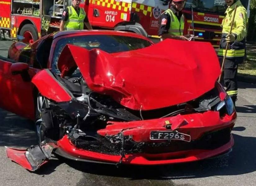 Así quedó el auto de Zampella tras el accidente.