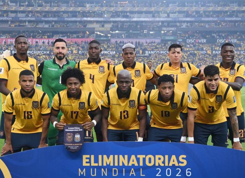 Jugadores de la selección de Ecuador previo a un partido por Eliminatorias Sudamericanas