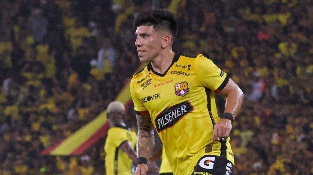 Brian Oyola salió entre lágrimas por lesión