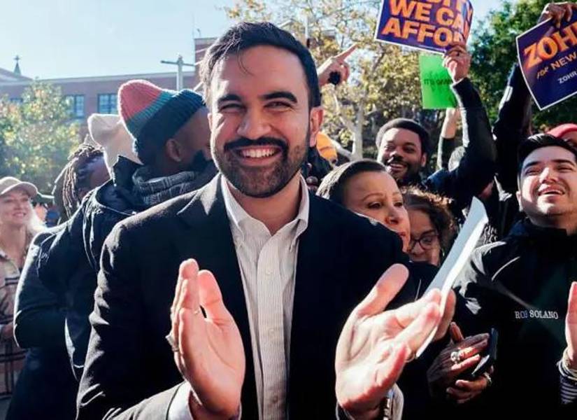 Pie de foto, Zohran Mamdani en un acto de campaña.