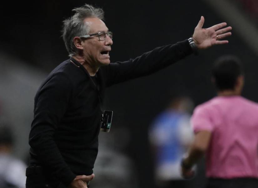 Ariel Holan fue nombrado el nuevo entrenador de Barcelona SC.