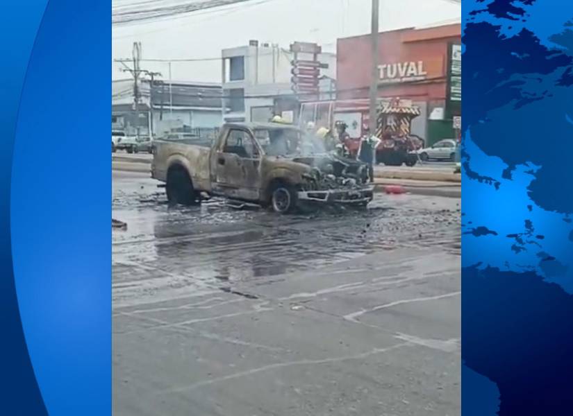 El incendio sucedió cerca de la estación de la Metrovía de la cooperativa Gallegos Lara.