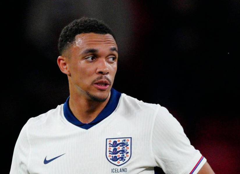 Alexander-Arnold en la Selección inglesa 2024.