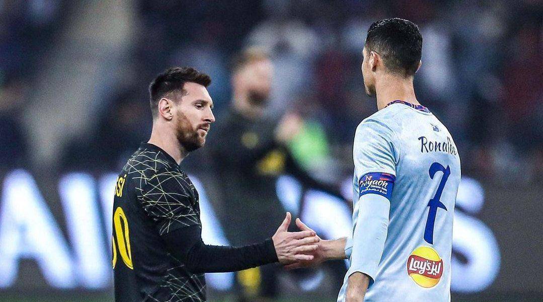 Messi se impone sobre Cristiano Ronaldo en el PSG vs Riyadh XI