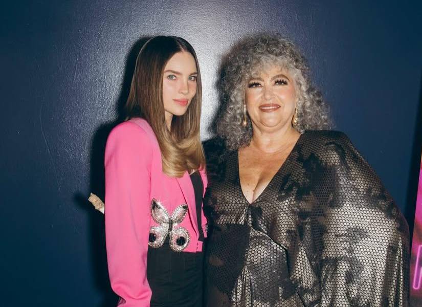 Belinda junto a Amanda Miguel.