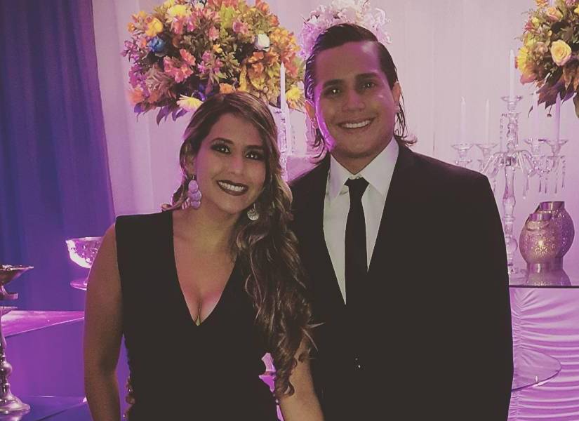 Verónica y su hijo junto a Pepe.