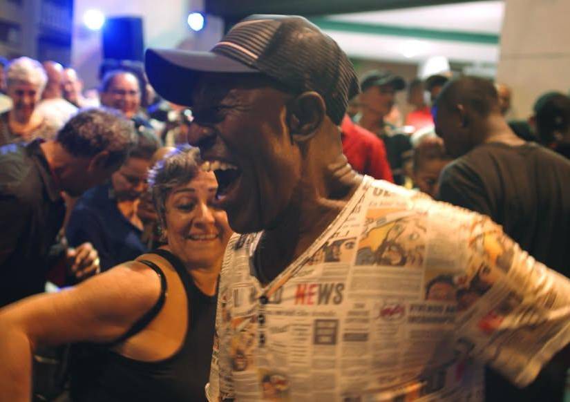 El documental retrató que la salsa en Cali sobrevivió el financiamiento del narcotráfico, cuyo cartel dominado por los hermanos Orejuela traía a la crema y nata del género.