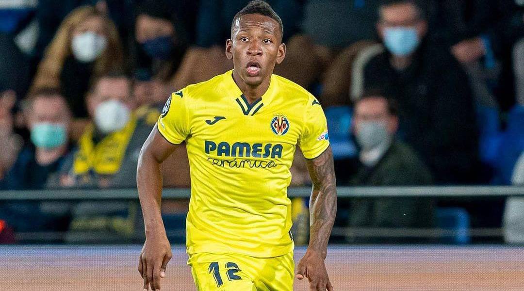 Pervis Estupiñán ya está en Inglaterra para firmar con el Brighton