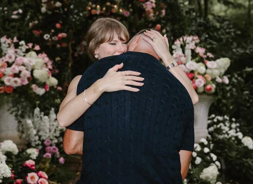 Taylor y Travis comenzaron su noviazgo en julio de 2023.