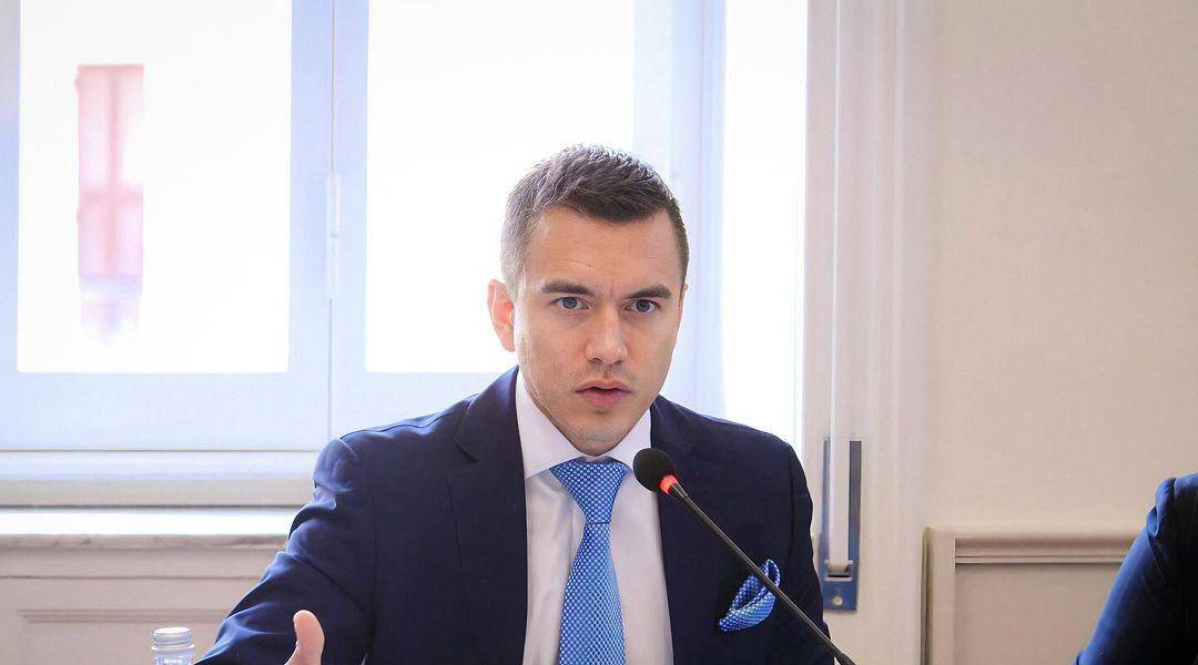 El equipo de Daniel Noboa prevé que su posesión como presidente de Ecuador sea el 1 de diciembre