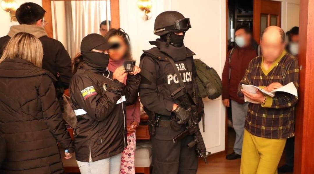 Medidas sustitutivas para el prefecto de Cotopaxi, investigado por delincuencia organizada