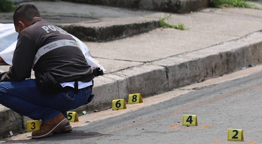 Las Malvinas: 3 de los 7 asesinados tenían antecedentes por tráfico de drogas y robo