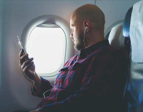 Usar el teléfono en amplitud será permitido durante los vuelos.