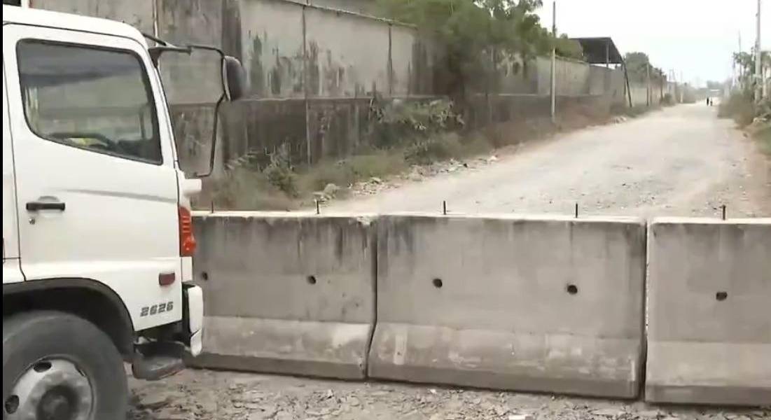 Militares bloquearon con muros dos rutas usadas por criminales en Durán