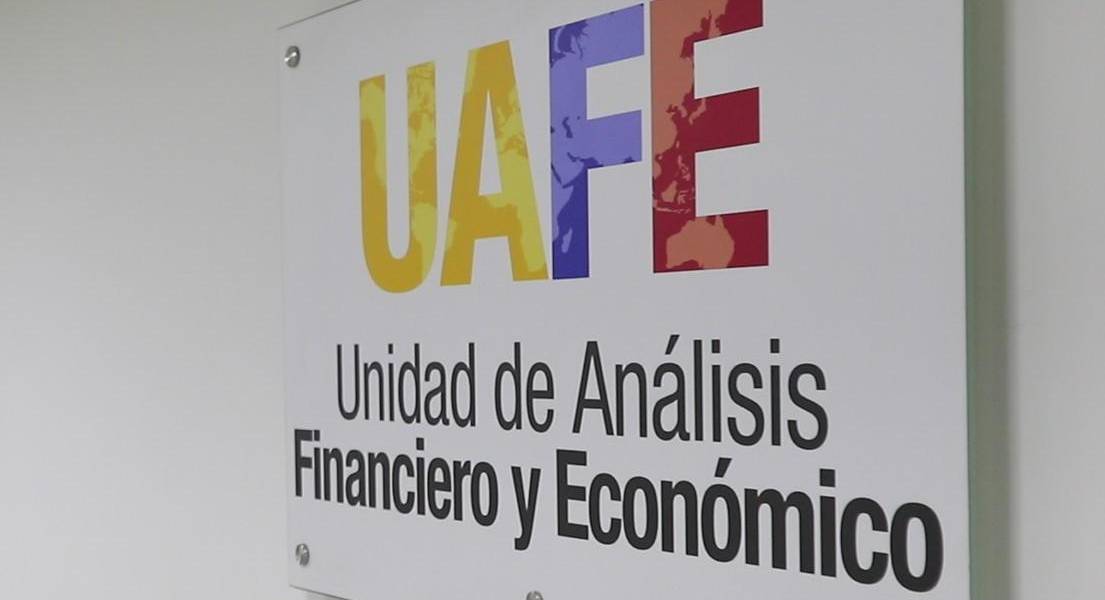 El SRI detalló qué contribuyentes son sujetos a control de la UAFE