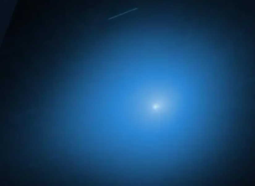 El Telescopio Espacial Hubble captó esta imagen del cometa 3I/ATLAS el 30 de noviembre.