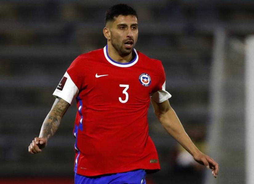 Maripán con la selección chilena.