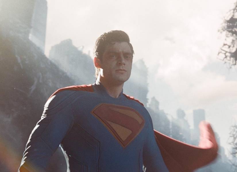 La película recaudó USD 217 millones en su primer fin de semana.