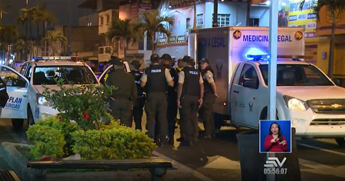Ataques con explosivos y policías asesinados y heridos en una serie de atentados en Guayaquil