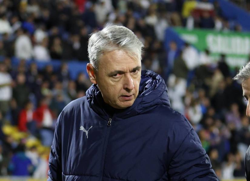 Tiago Nunes no recibió su medalla de segundo lugar de la Copa Ecuador.